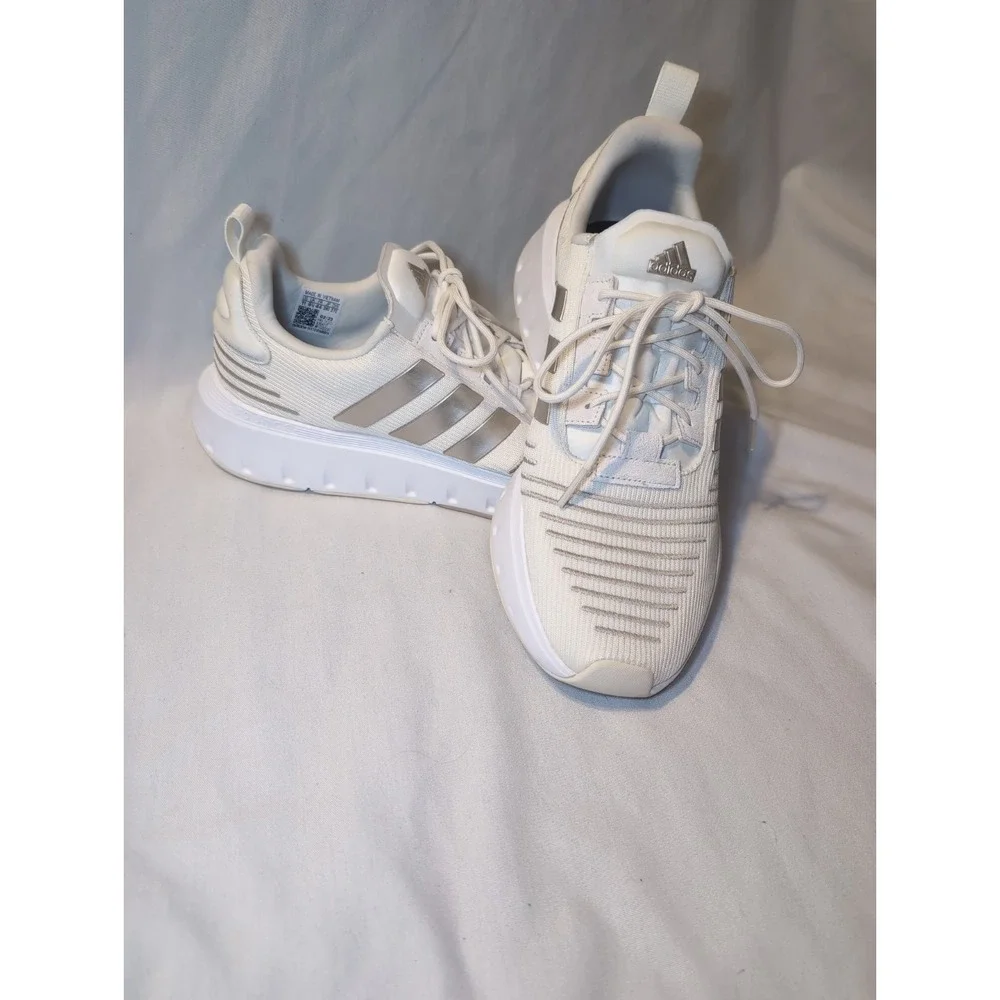 Adidas Swift Run 23 Off White IG4717 Women's Size 11